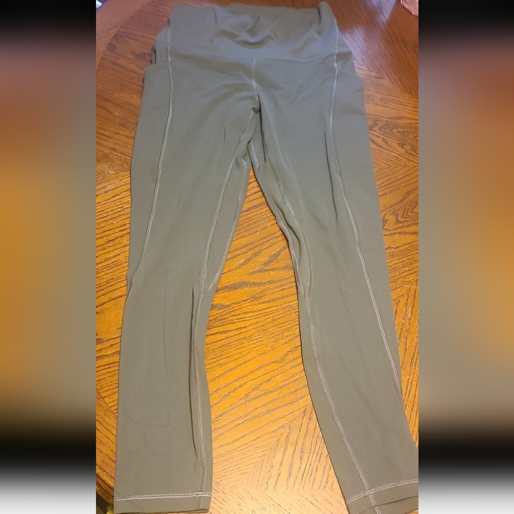 Lululemon leggings